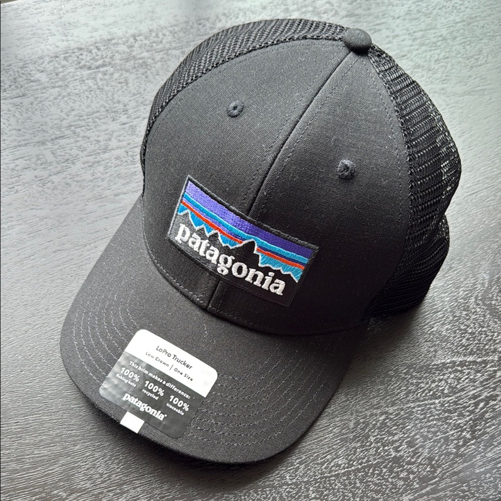 NWT Patagonia Black Mesh Trucker Cap